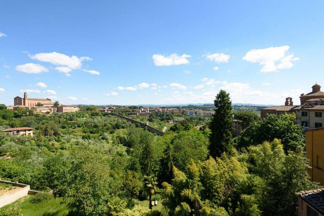 Apartmán Penthouse In Siena Near Piazza Del Campo Exteriér fotografie